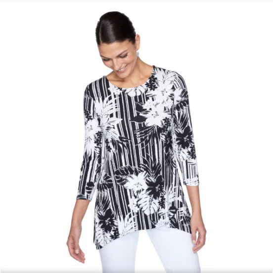 BLUSAS DE FLORES MUST HAVES RUBY RD