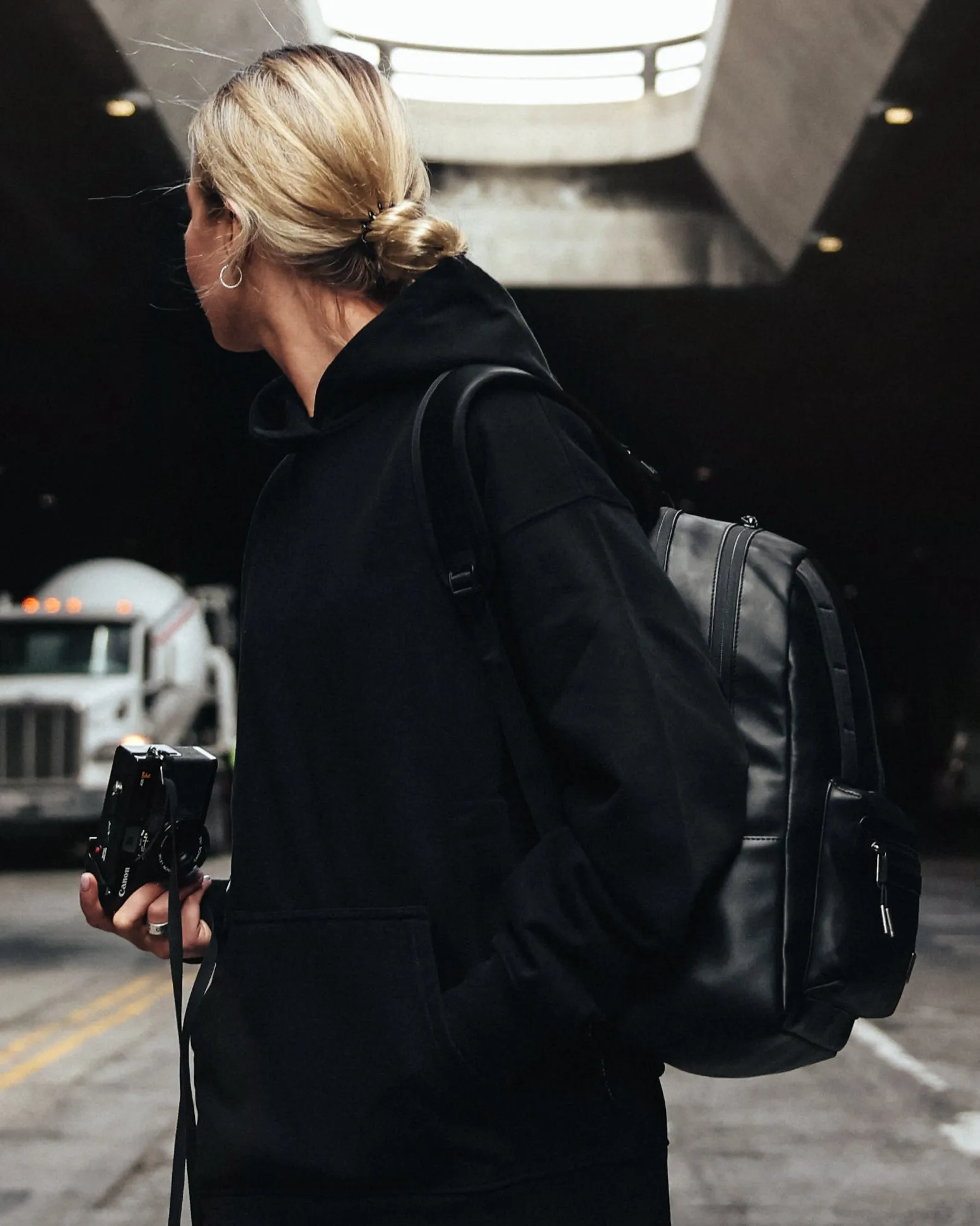 Essential Backpack 16L Black Out 19/20