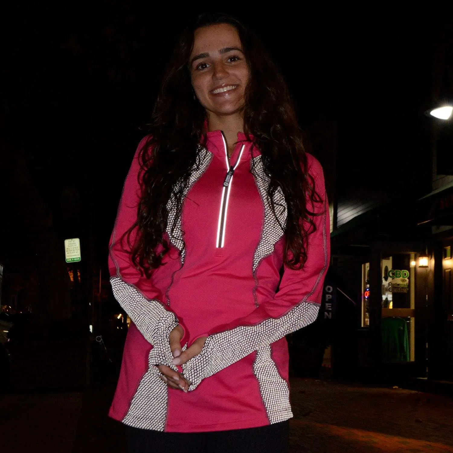 Evolution Reflective Women's Pullover in Beet Root/Black